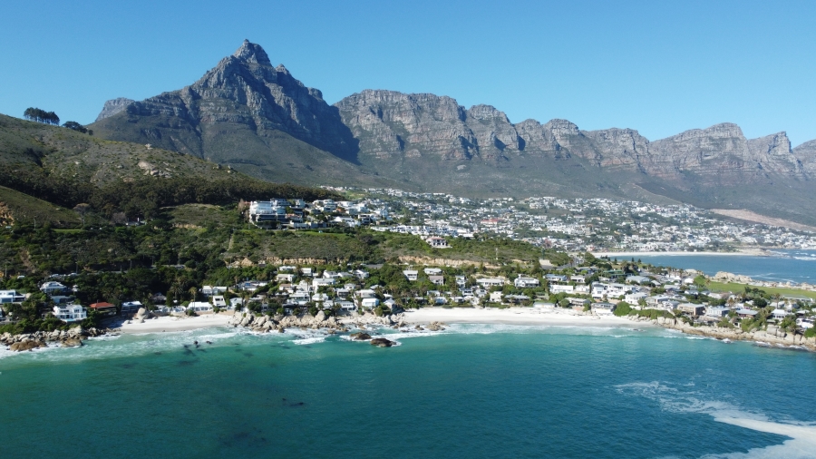 2 Bedroom Property for Sale in Clifton Western Cape